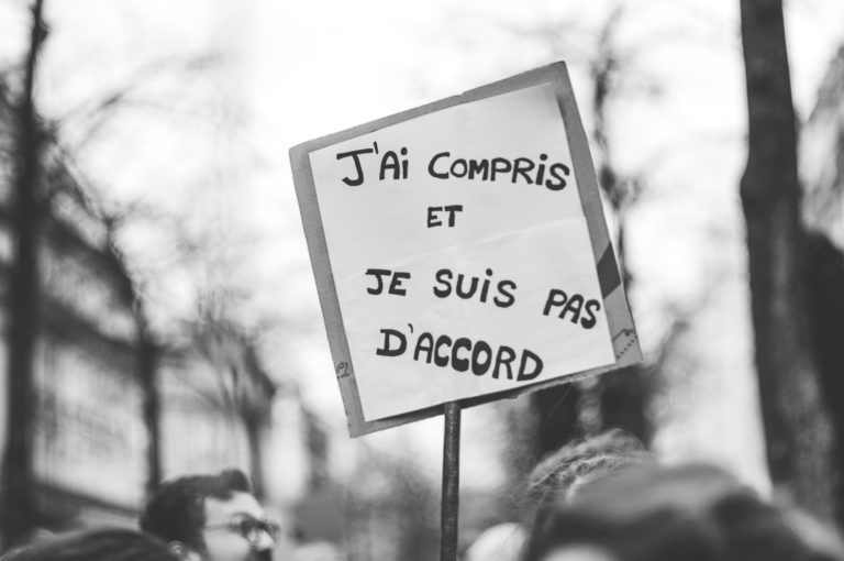 Pétition – Ensemble nous disons « NON » au « Choc des savoirs »